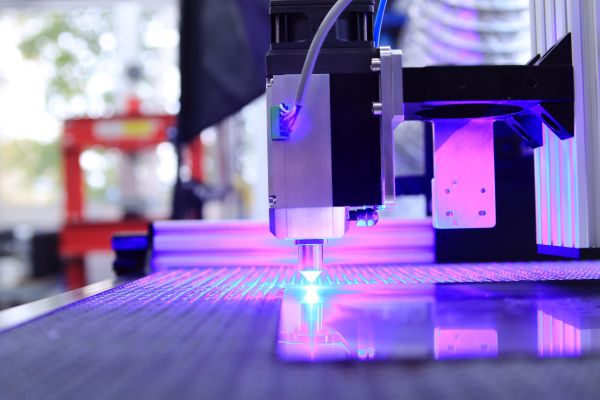 Entreprise de gravure laser : l'art de marquer avec style